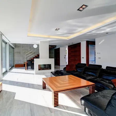 & Golf Luxury Villa *